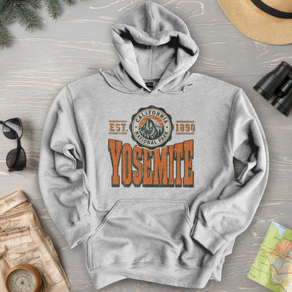 Yosemite Retro Scoop Hoodie - Yosemite_Retro_Varisty_V01