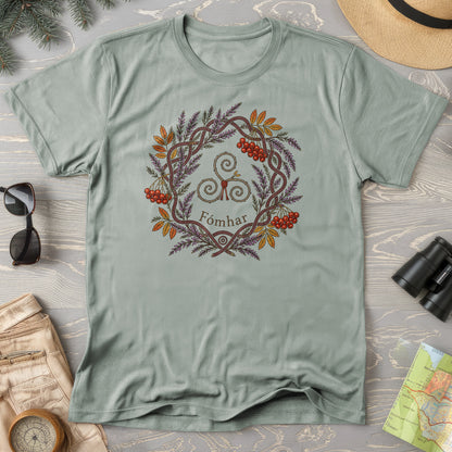 Fómhar Triskele T-Shirt