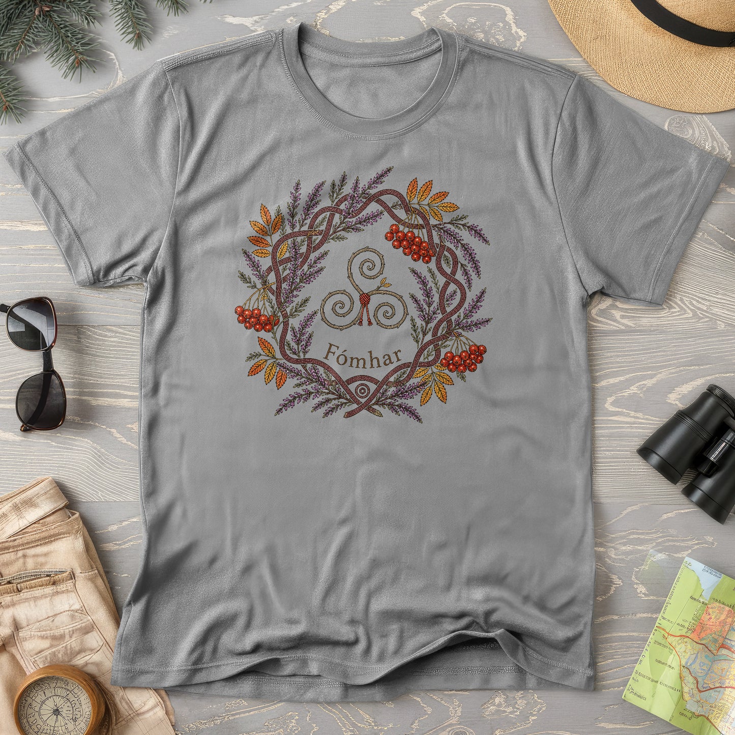 Fómhar Triskele T-Shirt