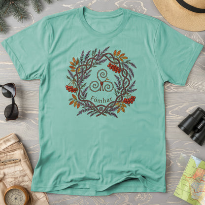 Fómhar Triskele T-Shirt