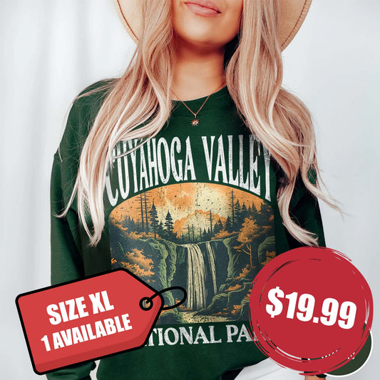 Bargain Bin! Cuyahoga Valley National Park "Big and Bold" Gildan 18000 XL Forest Green Sweatshirt